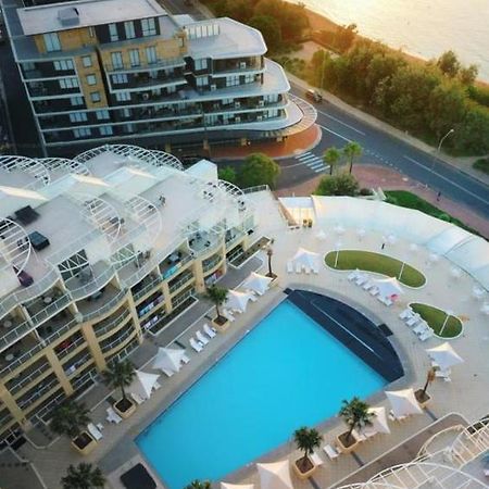 Base Holidays - Ettalong Beach Premium Apartments Экстерьер фото